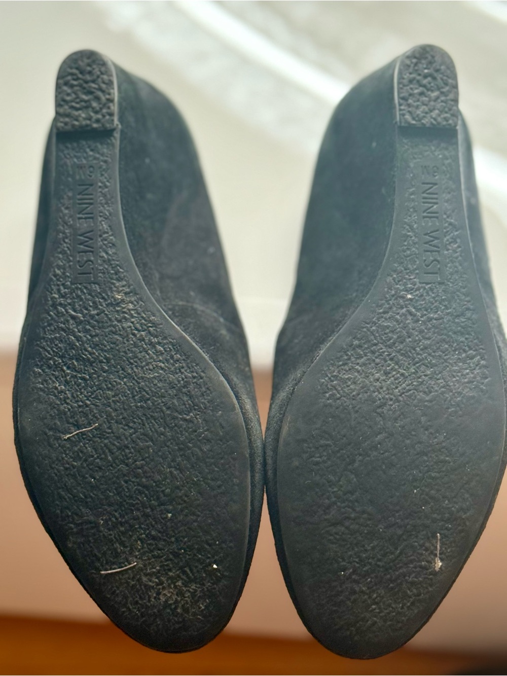 Classic Nine West Black Suede Women's Pumps - Picture 6 of 6